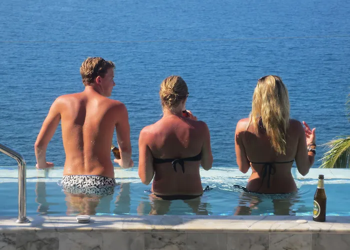Cape Sienna Phuket Gourmet Hotel & Villas - Sha Extra Plus