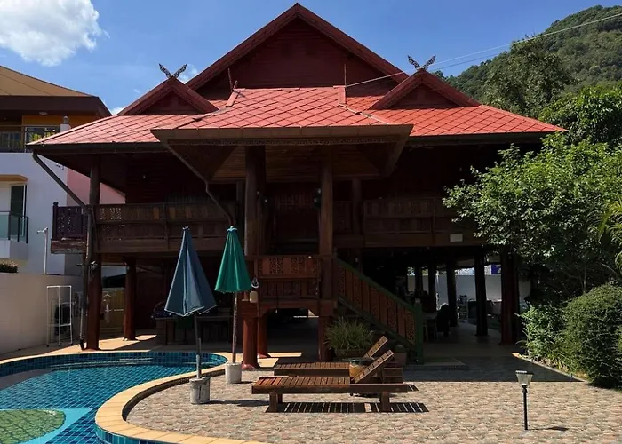 Golden Teak Resort Baan Sapparot